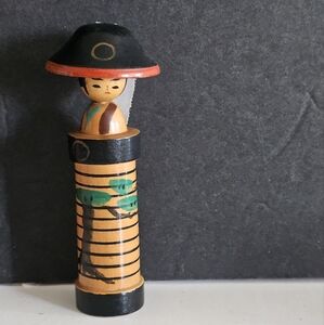 Vintage Japanese Kokeshi Wooden Doll 4in